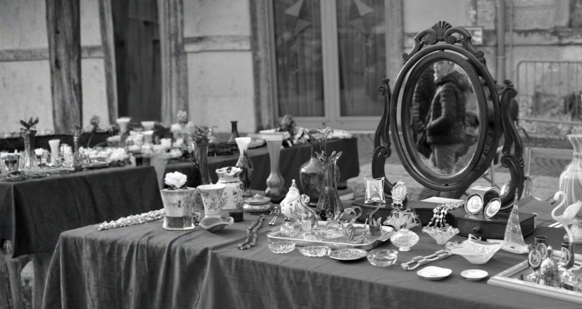 Vintage & Antique Mirrors