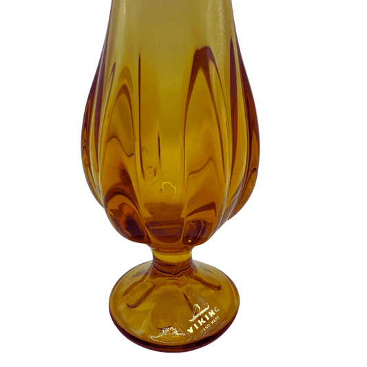 Viking Glass Epic Six-Petal Swung Vase